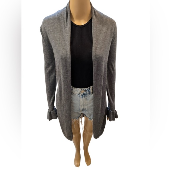 Beautiful merino wool cardigan - Picture 7 of 9